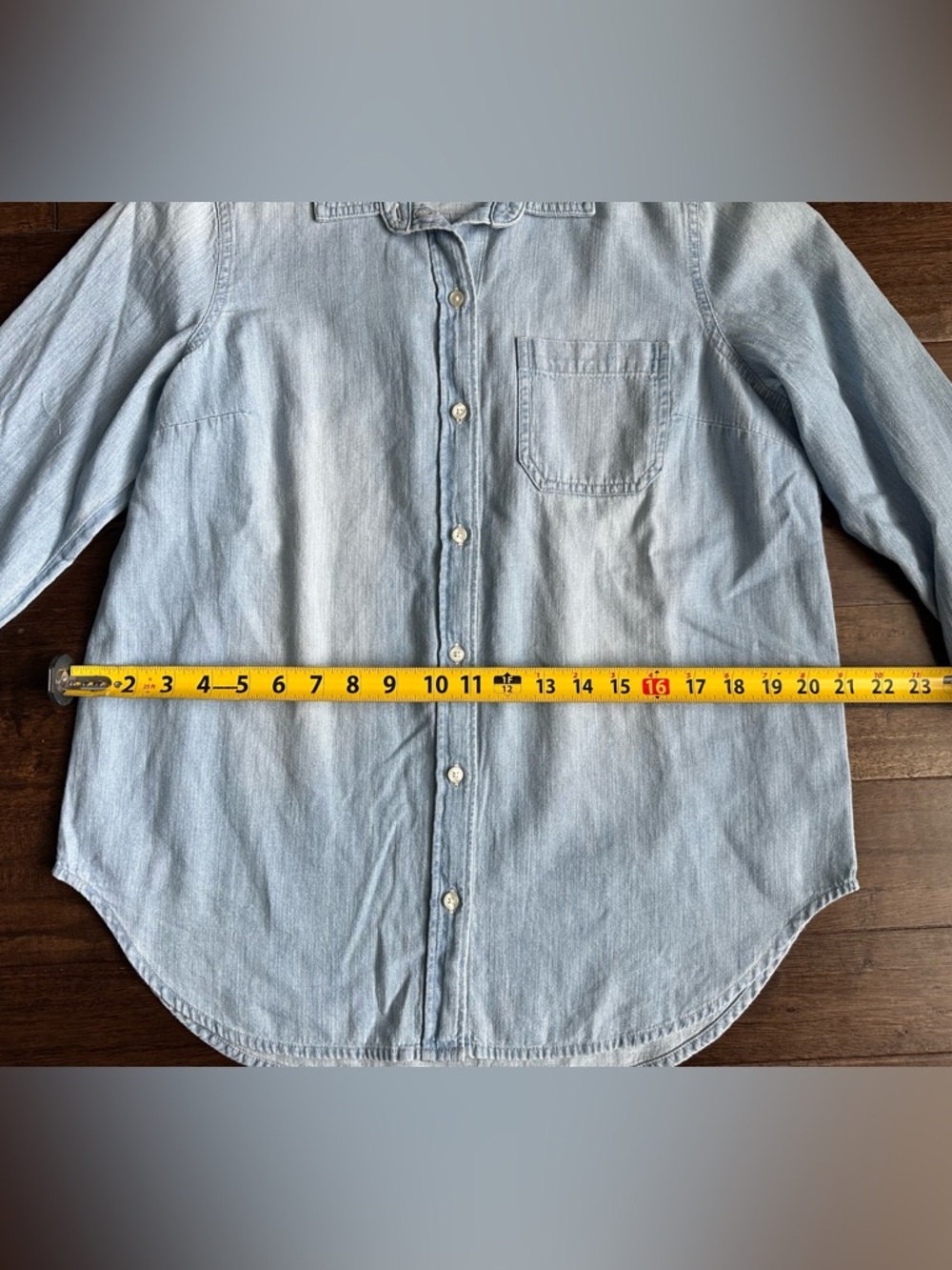 Old Navy Light Blue Denim Button-Down Shirt - Picture 6 of 8